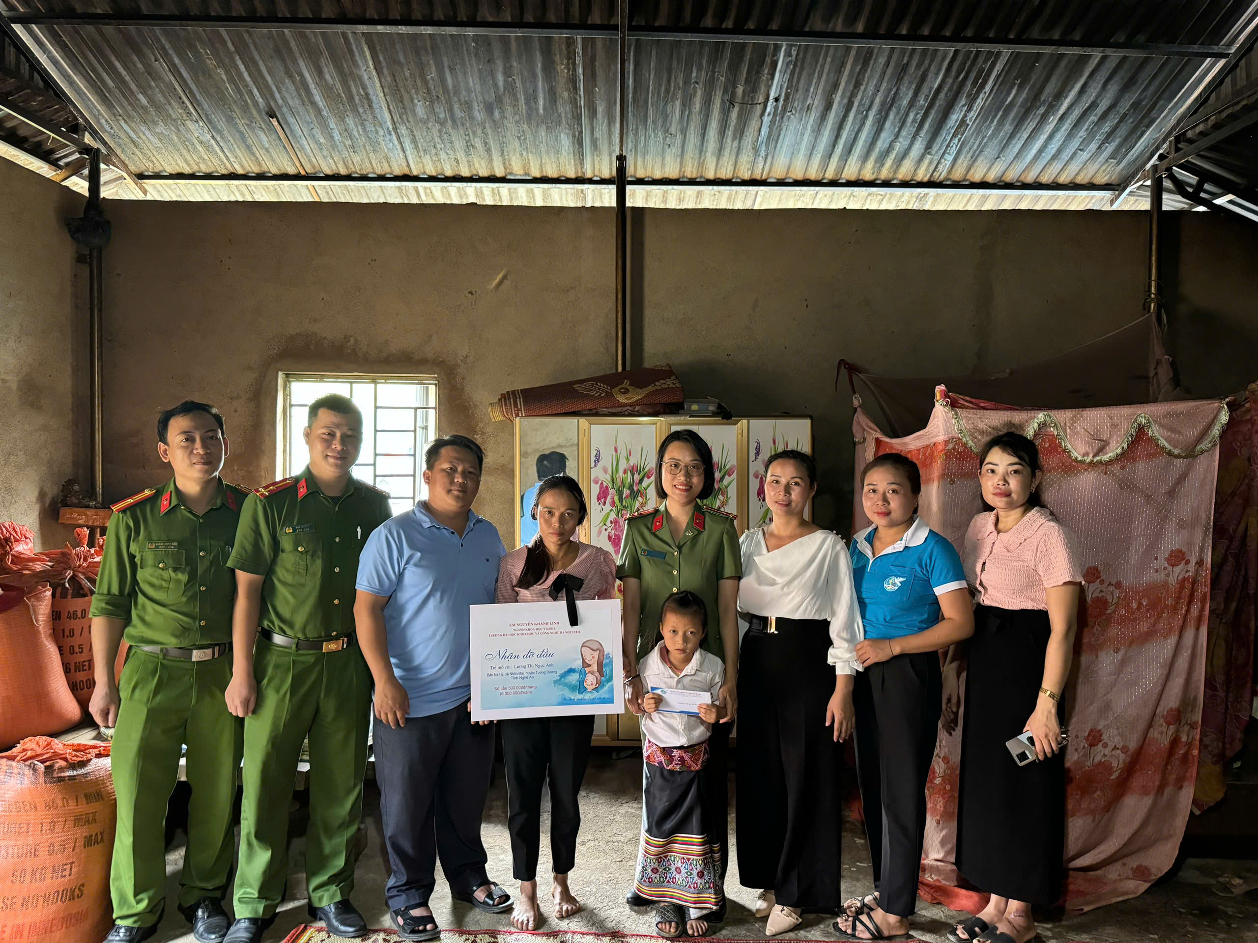 Chương trình gặp mặt